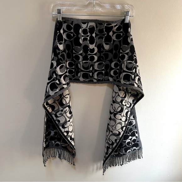 Coach ~Optic Black + Gray Signature C Wool/Cashmere Reversible 72” Scarf Muffler - Picture 3 of 12